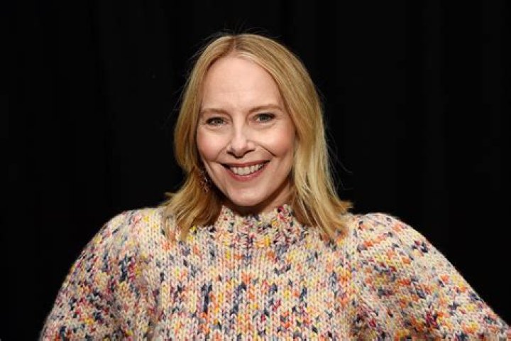 Amy Ryan Bra Size, Age, Weight, Height, Measurements