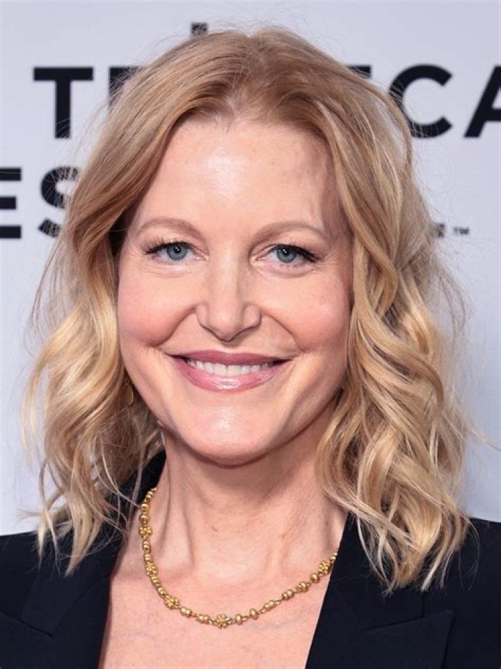Anna Gunn Anna Gunn