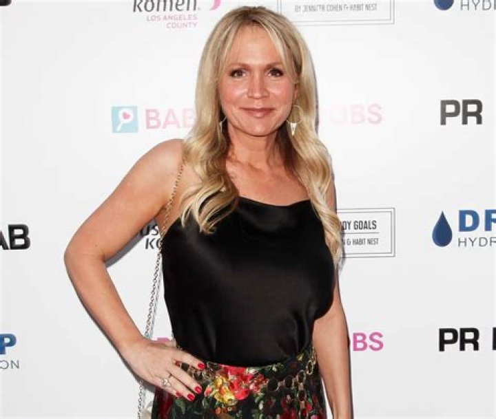 Barbara Alyn Woods Net Worth