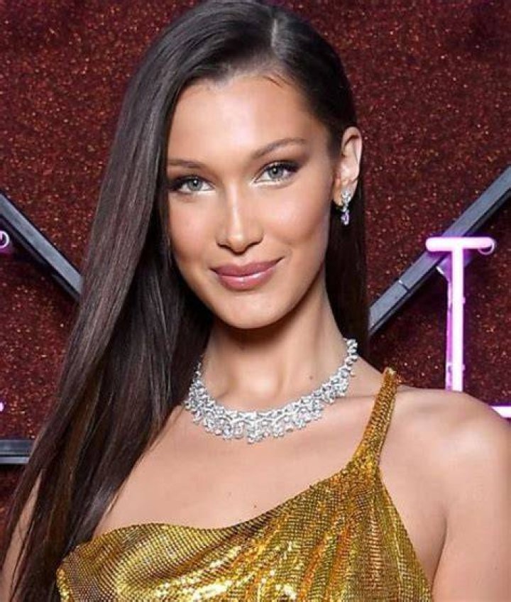 Bella Hadid Biography