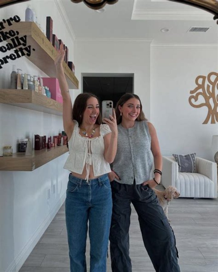 Brooklyn and Bailey Net Worth & Earnings (2024)