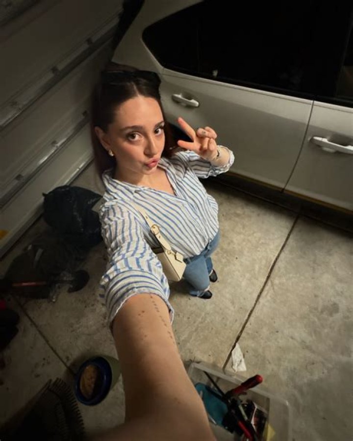 Caroline Renner Instagram