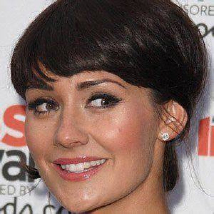 Claire Cooper Net Worth