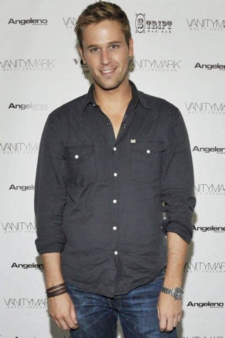 Dan Amboyer Net Worth