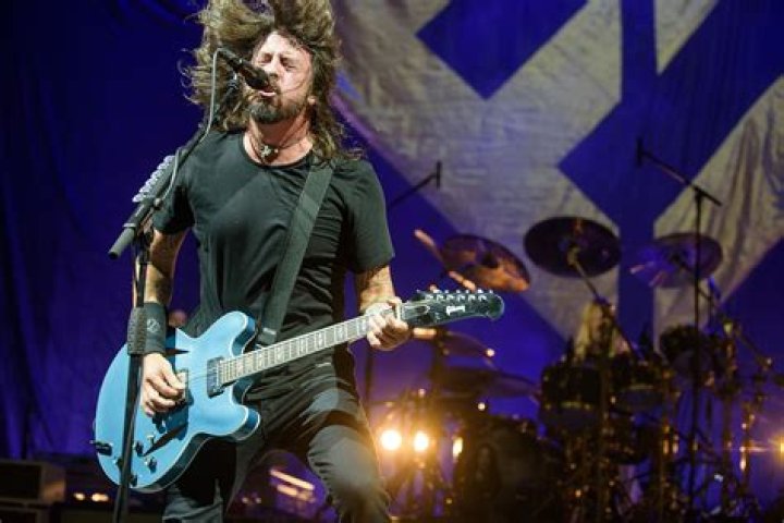 Dave Grohl health: What disease does Dave Grohl have? 1 Dave Grohl