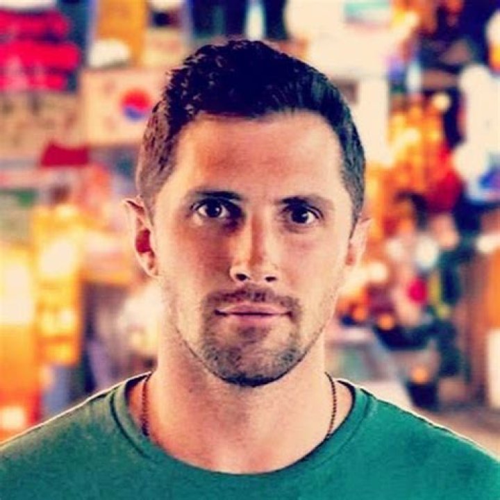 Gareth Leonard Net Worth & Earnings (2024)
