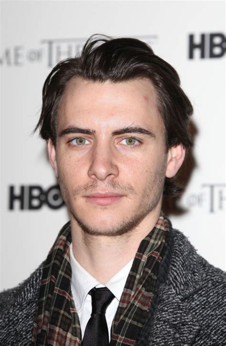 Harry Lloyd Harry Lloyd