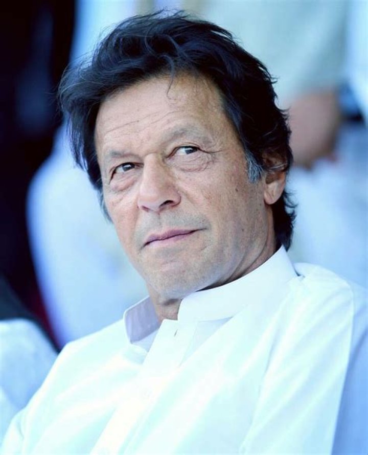 Bushra Bibi: Meet Imran Khan wife - Age, family, net worth 1 Imran Khan