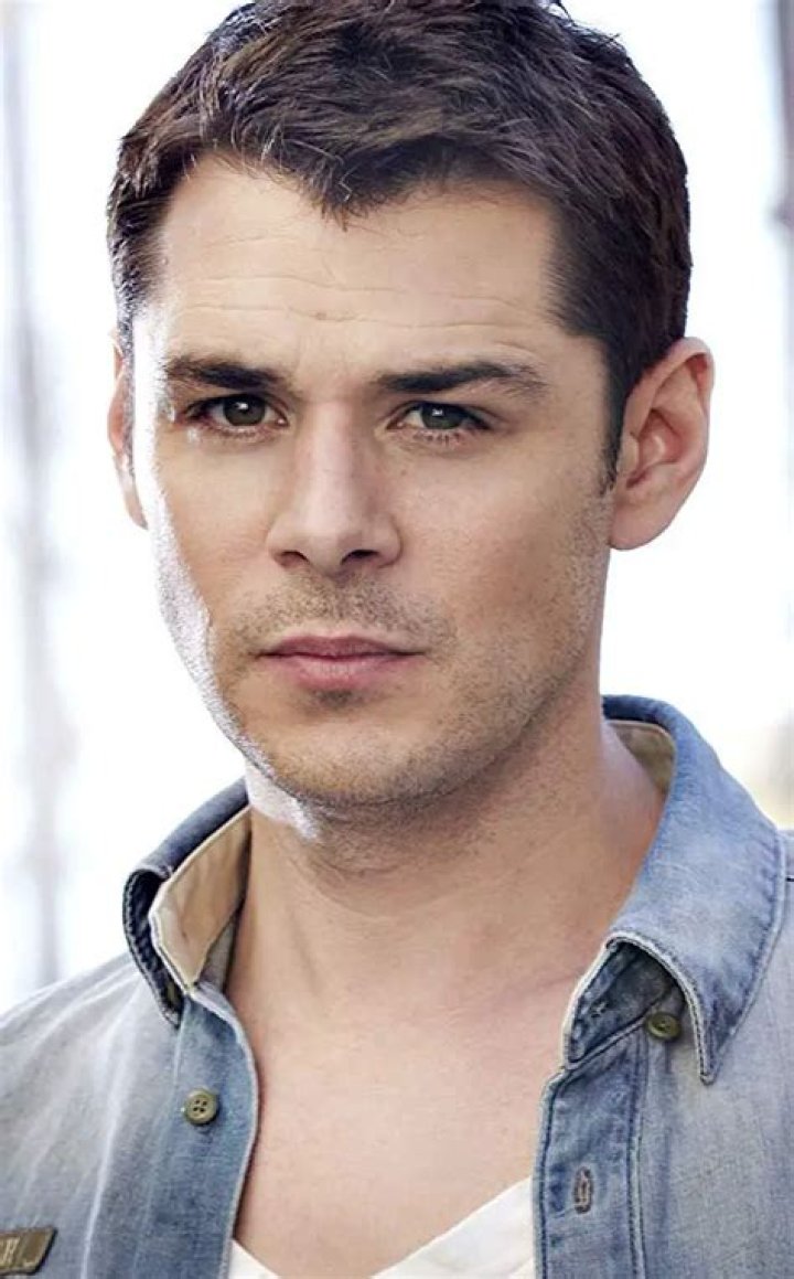 Kenny Doughty Net Worth