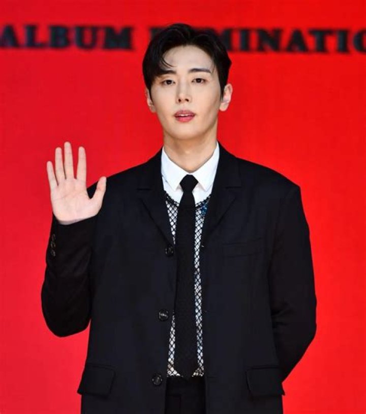 Lee Jae-yoon Lee Jae-yoon
