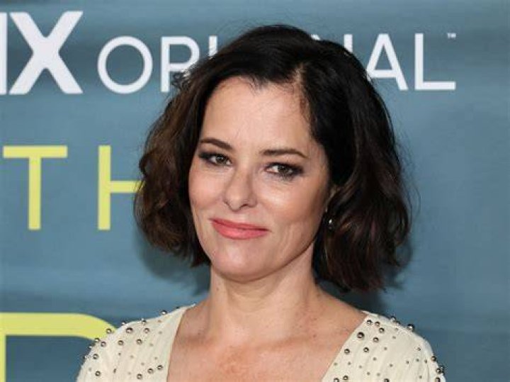 Parker Posey Bra Size, Age, Weight, Height, Measurements
