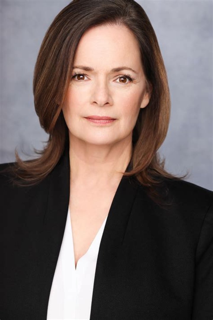 Stacy Edwards Bra Size, Age, Weight, Height, Measurements