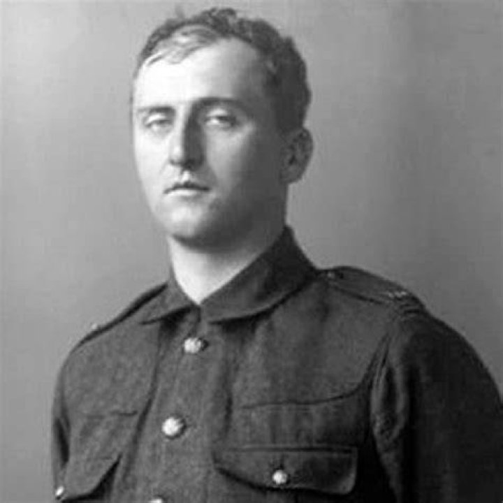 T. E. Hulme T. E. Hulme