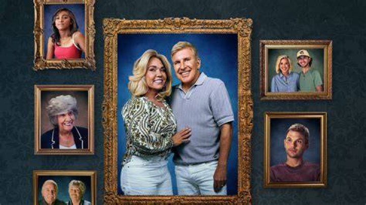 What does Todd Chrisley do for a living? Does Todd Chrisley have a job? 1 Todd Chrisley