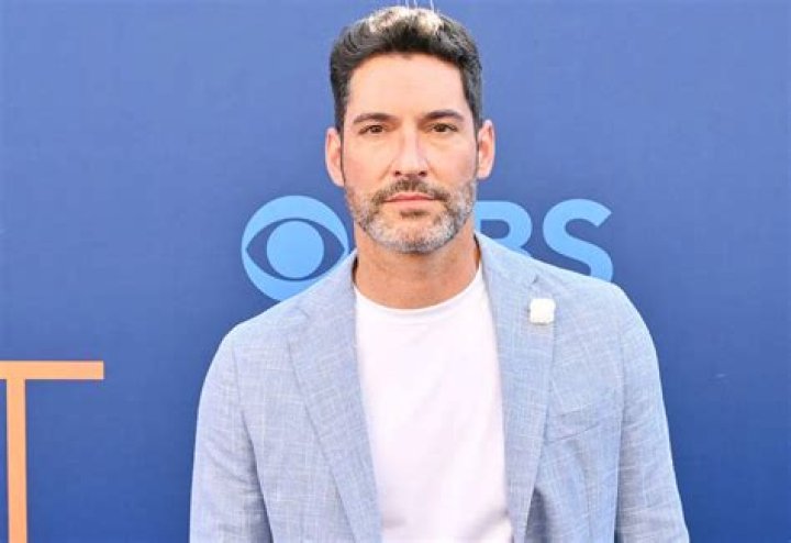 Tom Ellis Age, Weight, Height, Measurements