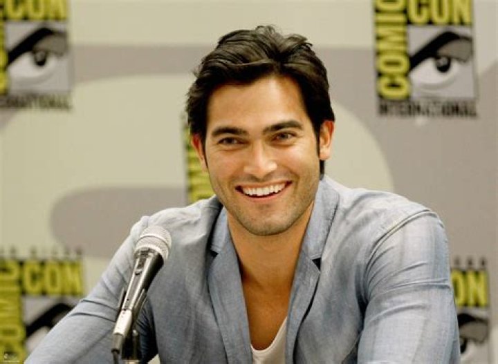 Tyler Hoechlin Net Worth